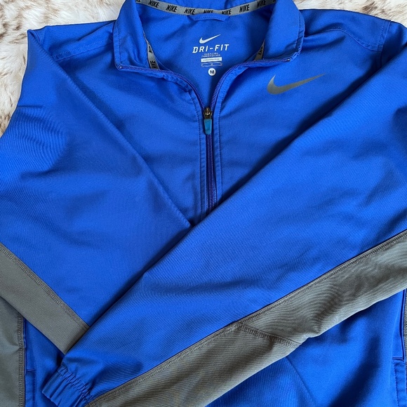 Nike Men's Dri-Fit Jacket (M) - Picture 5 of 9